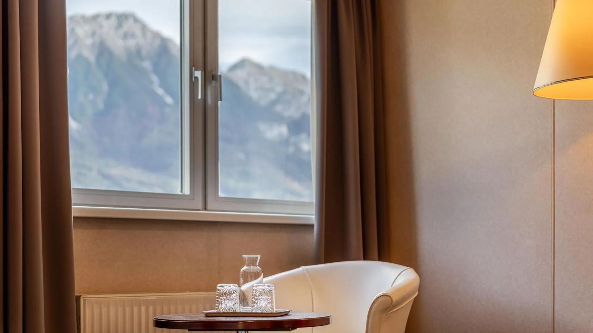 Hotel Neue Post I Self Check-In インスブルック